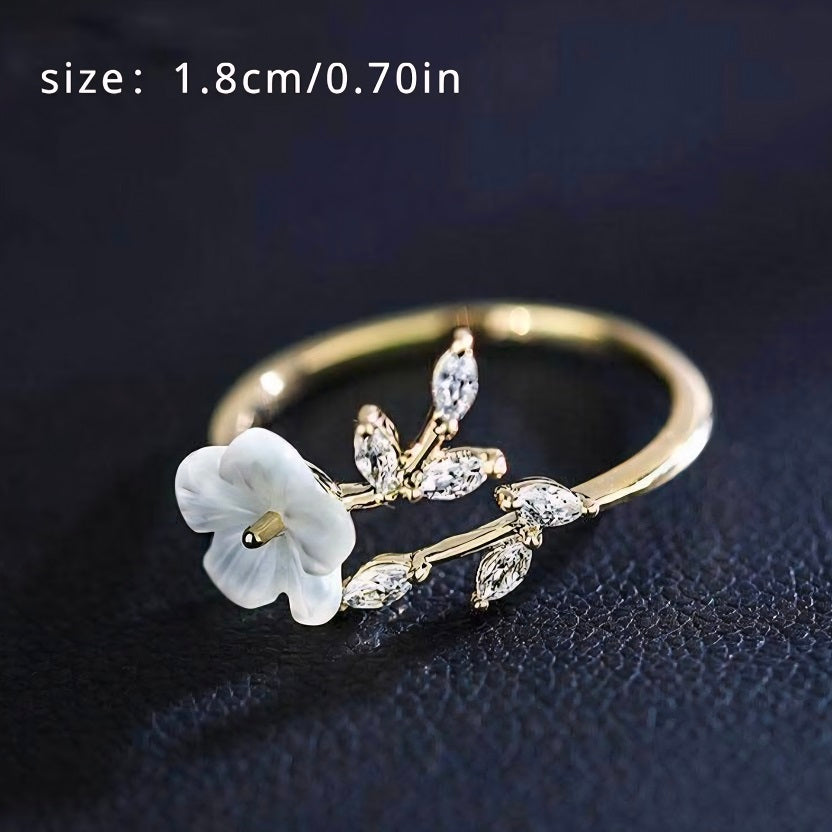 Elegant White Shell Flower & Marquise Crystal Adjustable Branch Ring
