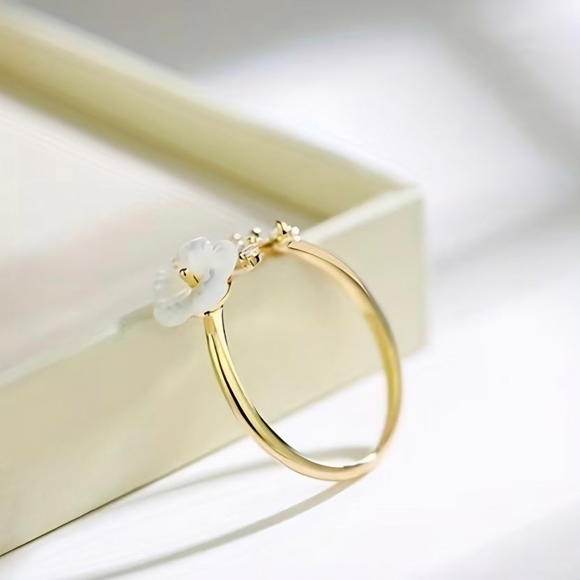 Elegant White Shell Flower & Marquise Crystal Adjustable Branch Ring