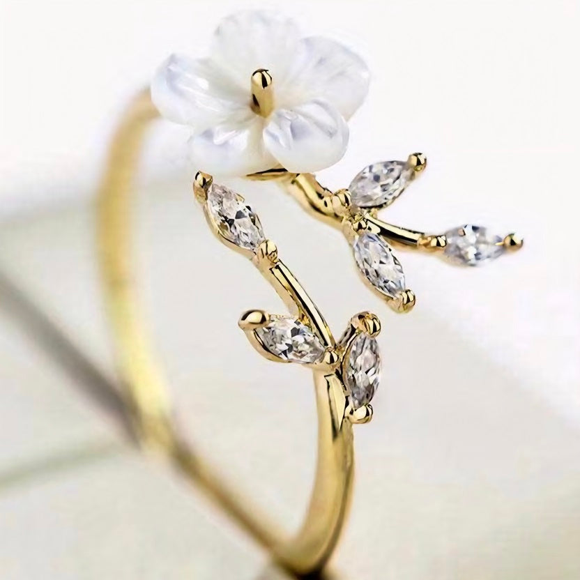 Elegant White Shell Flower & Marquise Crystal Adjustable Branch Ring