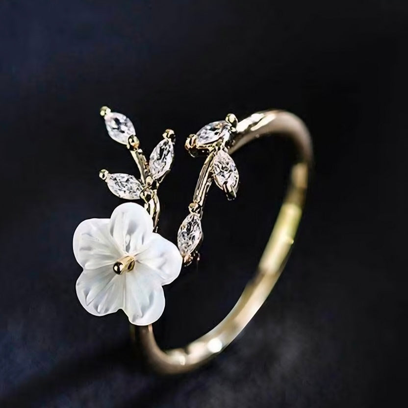 Elegant White Shell Flower & Marquise Crystal Adjustable Branch Ring