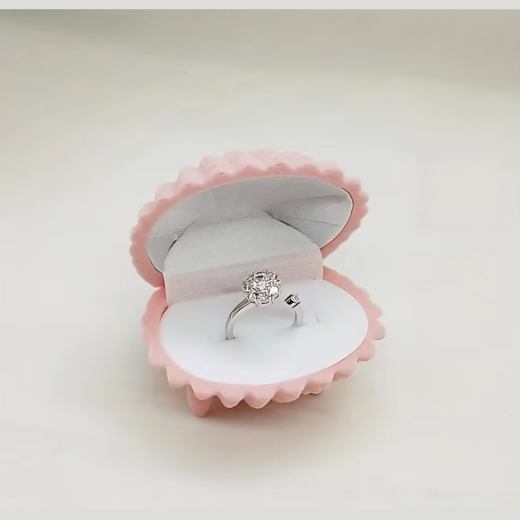 Seashell Velvet Jewellery Gift Box – Elegant Ring & Keepsake Storage Case